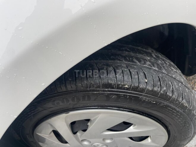 Toyota Aqua 2017, 135,000 km - 1.5 l - Bakı