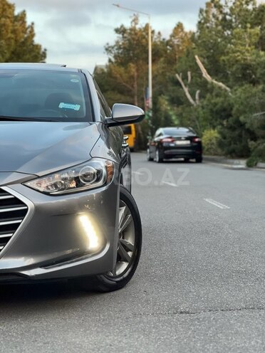 Hyundai Elantra 2017, 72,950 km - 2.0 l - Bakı
