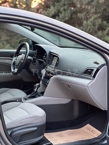 Hyundai Elantra 2017, 72,950 km - 2.0 l - Bakı