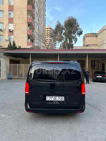 Mercedes V 220 2015, 320,000 km - 2.2 л - Bakı