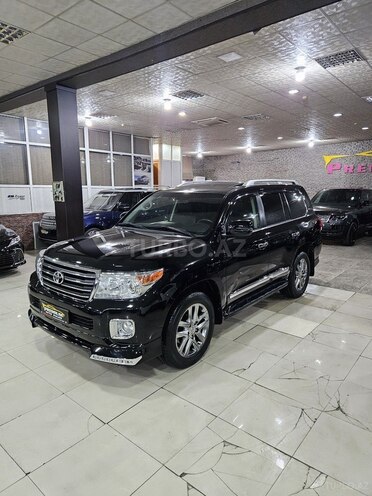Toyota Land Cruiser-3