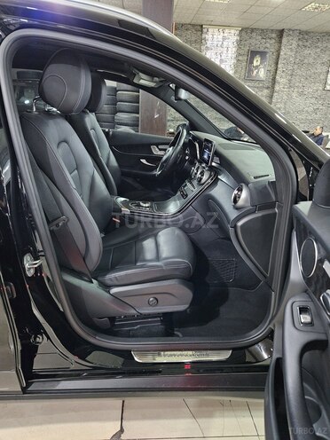 Mercedes GLC 300 2018, 70,000 km - 2.0 л - Bakı