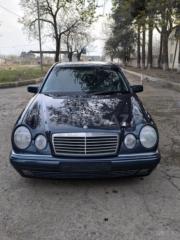 Mercedes E 240 1999, 393,842 km - 2.4 л - Gəncə