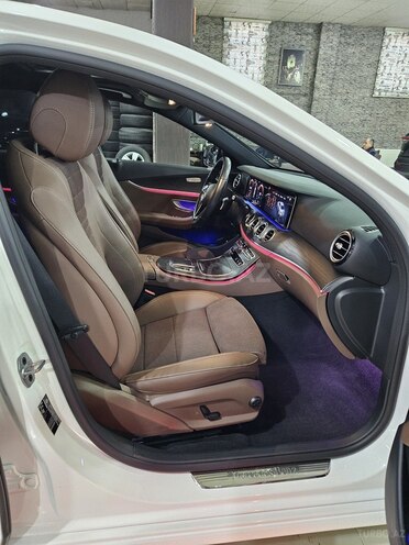 Mercedes E 300 de 2021, 68,000 km - 2.0 l - Bakı