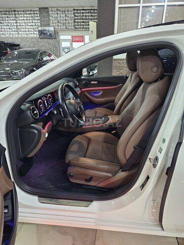 Mercedes E 300 de 2021, 68,000 km - 2.0 l - Bakı