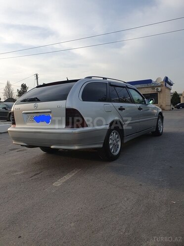 Mercedes C 220 d 2000, 674,041 km - 2.2 l - Göyçay