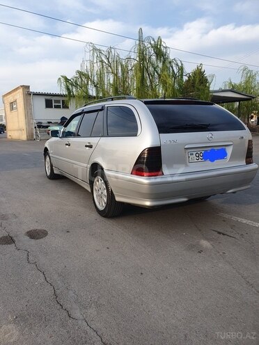 Mercedes C 220 d 2000, 674,041 km - 2.2 l - Göyçay