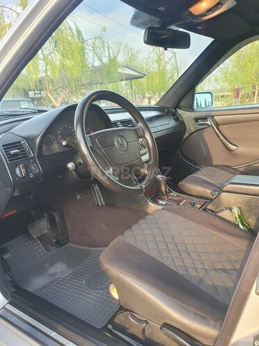 Mercedes C 220 d 2000, 674,041 km - 2.2 l - Göyçay