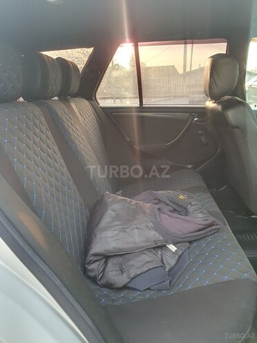 Mercedes C 220 d 2000, 674,041 km - 2.2 l - Göyçay