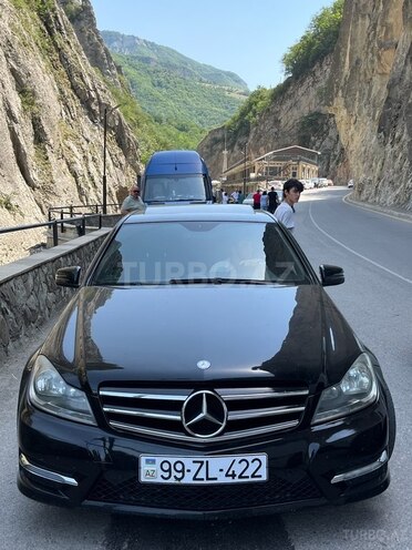 Mercedes C 250 2013, 196,882 km - 1.8 l - Quba