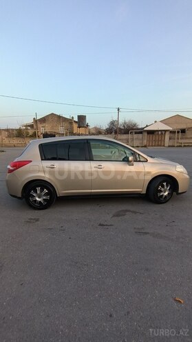 Nissan Tiida 2011, 97,879 km - 1.5 l - Bakı