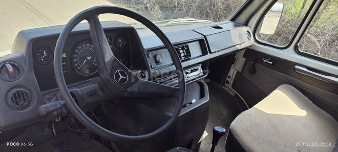 Mercedes 208 D 1990, 285,436 km - 2.3 l - İsmayıllı