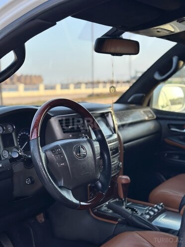Lexus LX 570-9