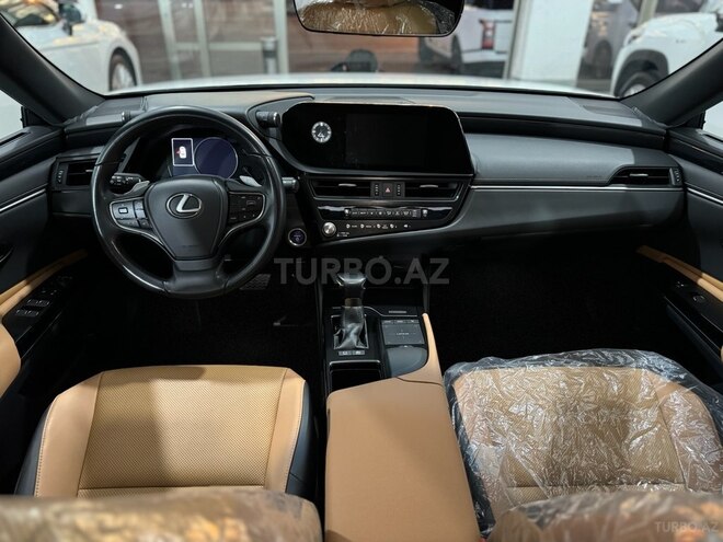 Lexus ES 300h 2022, 20,400 km - 2.5 л - Bakı