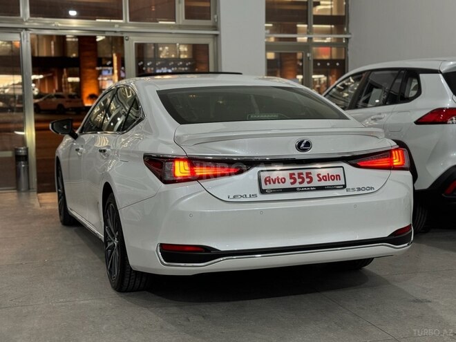 Lexus ES 300h 2022, 20,400 km - 2.5 л - Bakı