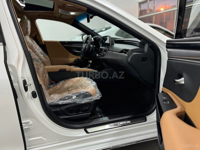 Lexus ES 300h 2022, 20,400 km - 2.5 л - Bakı