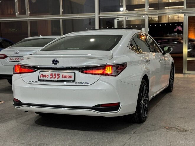 Lexus ES 300h 2022, 20,400 km - 2.5 л - Bakı
