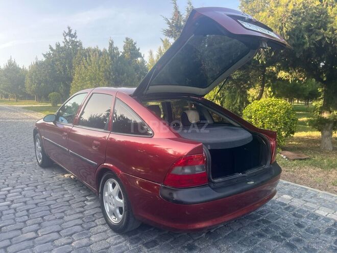 Opel Vectra 1996, 400,000 km - 1.6 l - Bakı