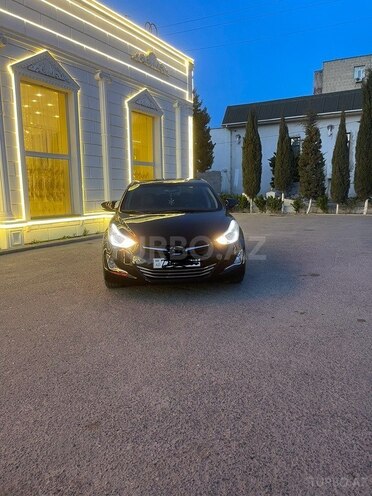 Hyundai Elantra 2015, 157,759 km - 1.8 л - Bakı