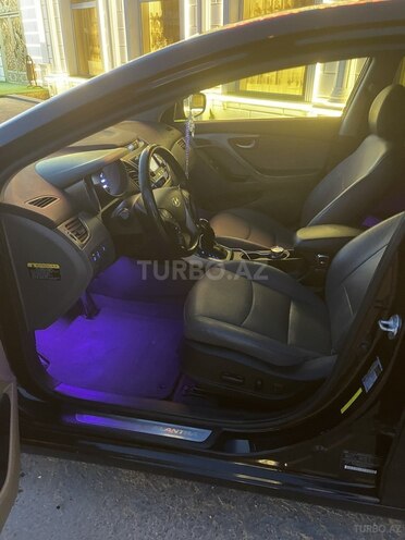 Hyundai Elantra 2015, 157,759 km - 1.8 л - Bakı