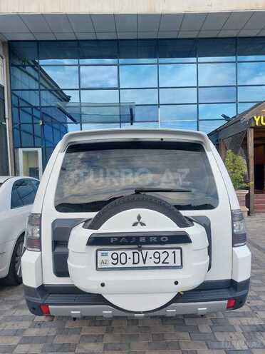 Mitsubishi Pajero 2008, 293,000 km - 3.0 л - Bakı