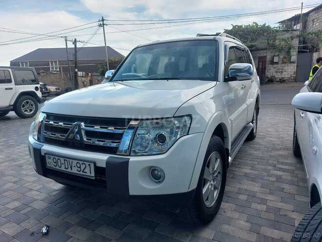 Mitsubishi Pajero 2008, 293,000 km - 3.0 л - Bakı