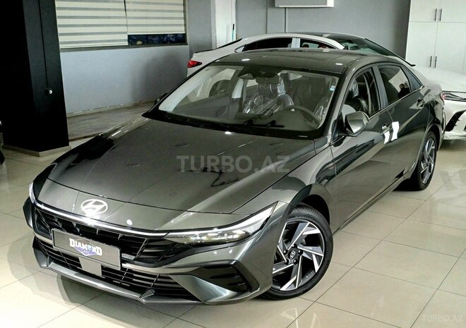Hyundai Elantra-1