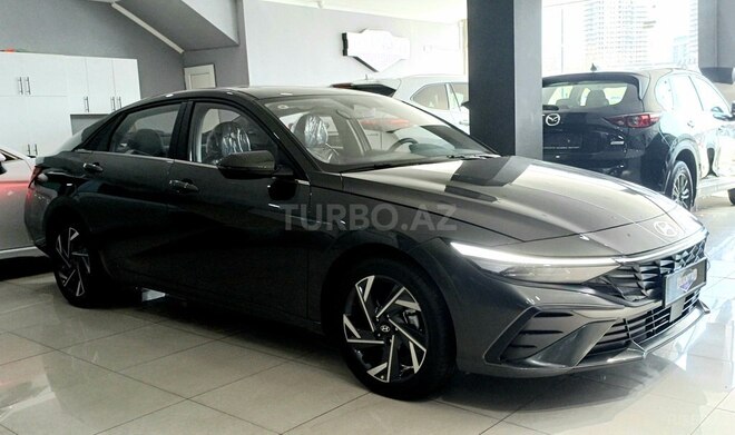 Hyundai Elantra-5