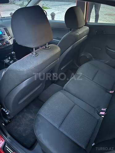 Hyundai i30 2009, 300,000 km - 1.4 л - Bakı
