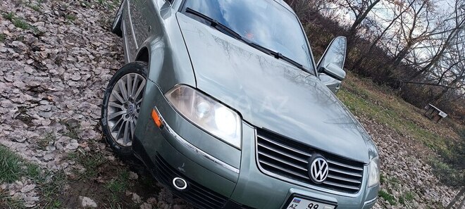 Volkswagen Passat 2002, 267,000 km - 1.8 l - Quba