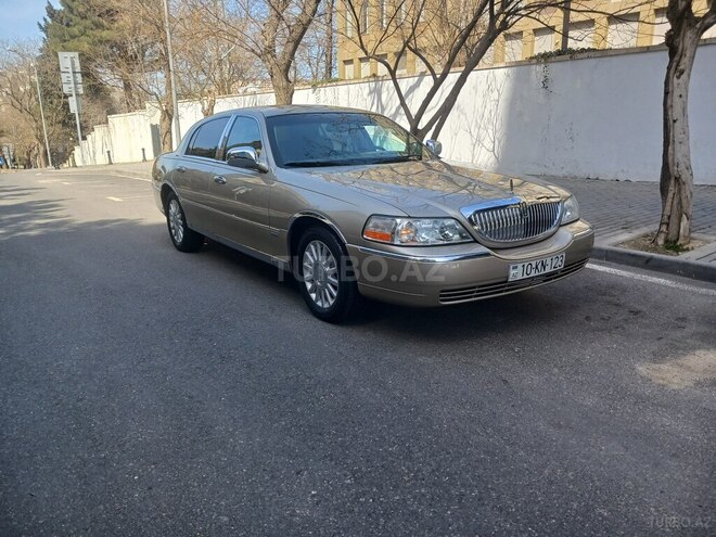 Lincoln Town Car 2004, 168,000 km - 4.6 l - Bakı