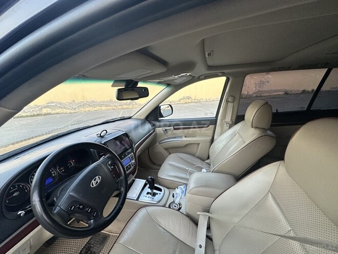 Hyundai Santa Fe 2009, 246,000 km - 2.7 l - Salyan