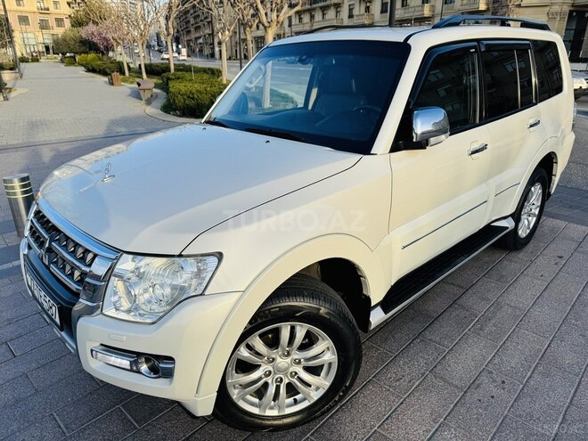 Mitsubishi Pajero 2017, 135,000 km - 3.0 l - Bakı
