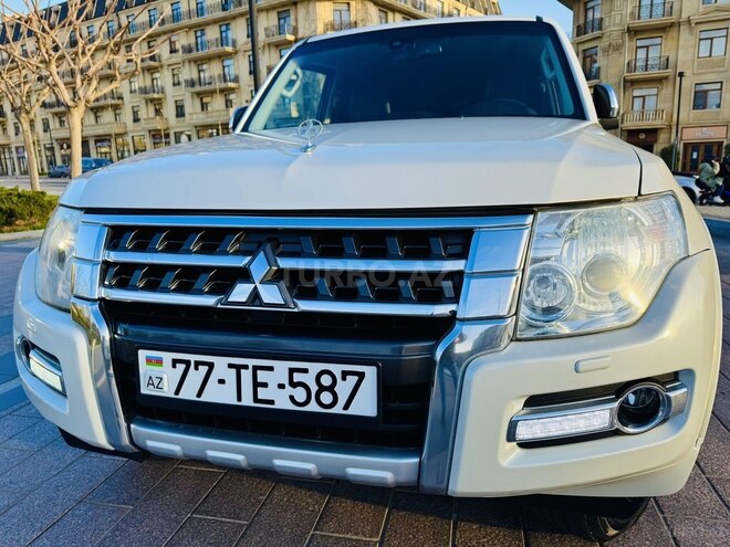Mitsubishi Pajero 2017, 135,000 km - 3.0 l - Bakı