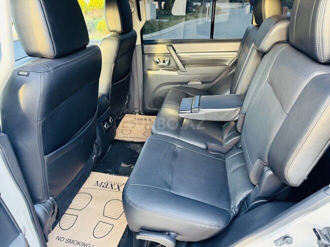 Mitsubishi Pajero 2017, 135,000 km - 3.0 l - Bakı