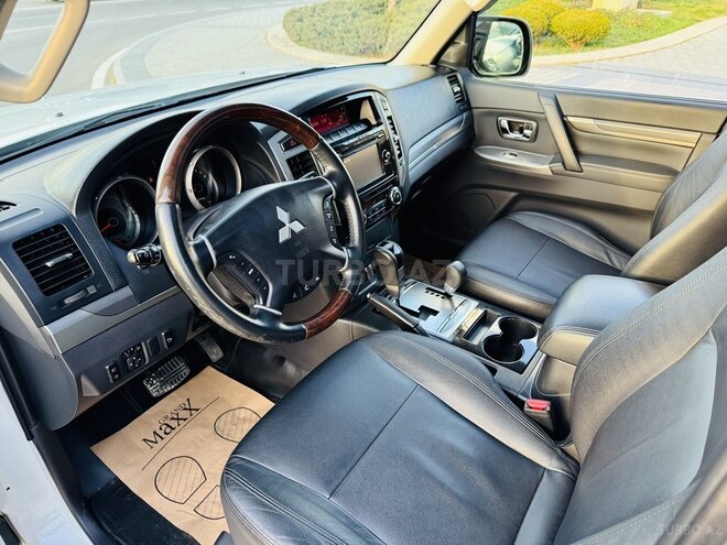 Mitsubishi Pajero 2017, 135,000 km - 3.0 l - Bakı