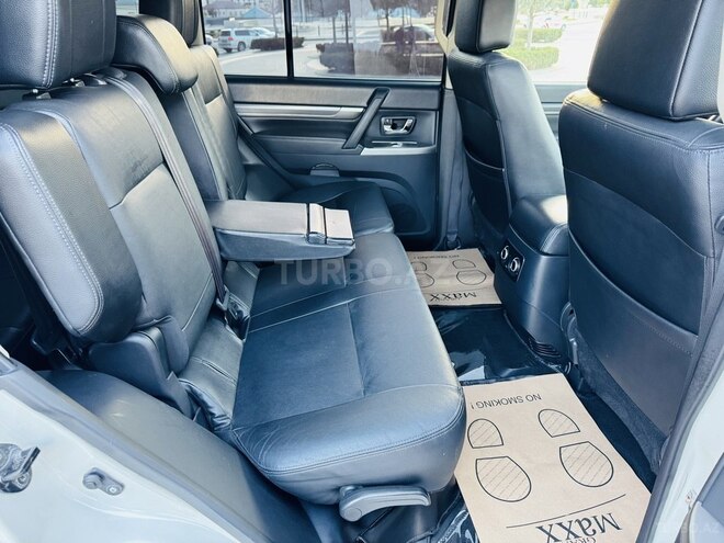 Mitsubishi Pajero 2017, 135,000 km - 3.0 l - Bakı
