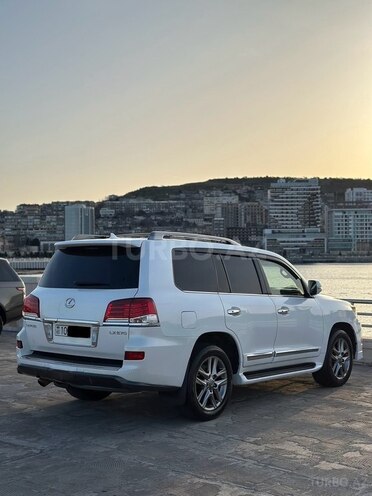 Lexus LX 570-21