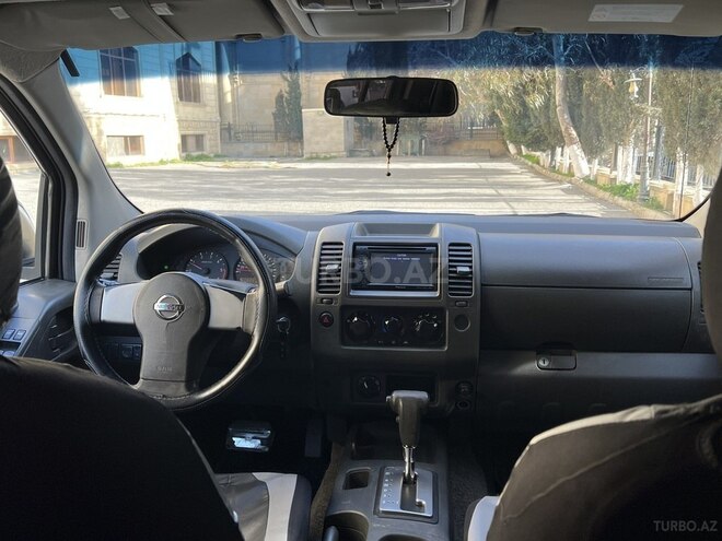 Nissan Navara 2011, 397,000 km - 2.5 l - Bakı