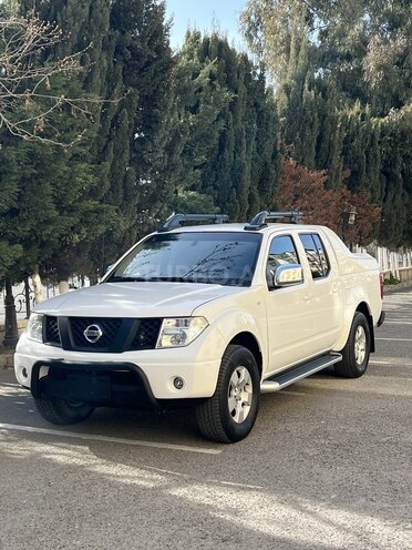 Nissan Navara 2011, 397,000 km - 2.5 l - Bakı