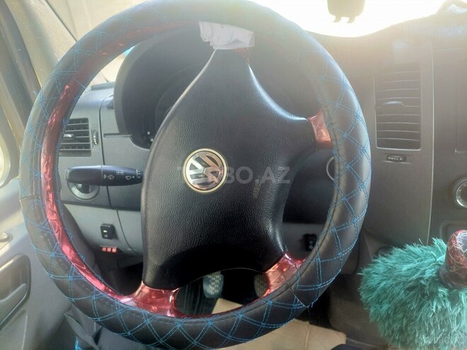 Volkswagen Crafter 2009, 350,000 km - 2.5 л - Naxçıvan