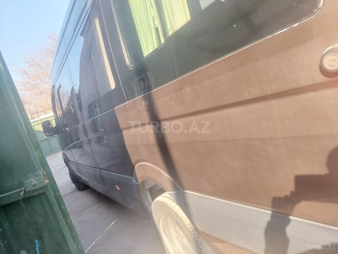 Volkswagen Crafter 2009, 350,000 km - 2.5 л - Naxçıvan