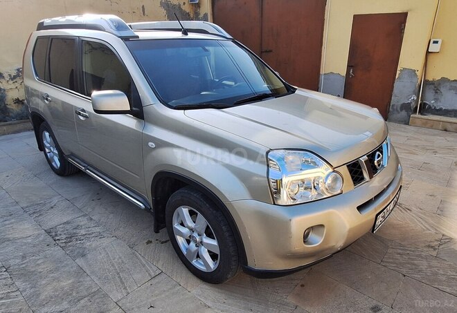 Nissan X-Trail 2010, 204,000 km - 2.5 l - Bakı