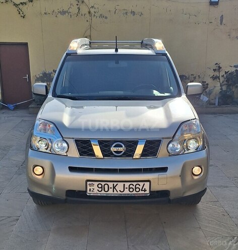 Nissan X-Trail 2010, 204,000 km - 2.5 l - Bakı