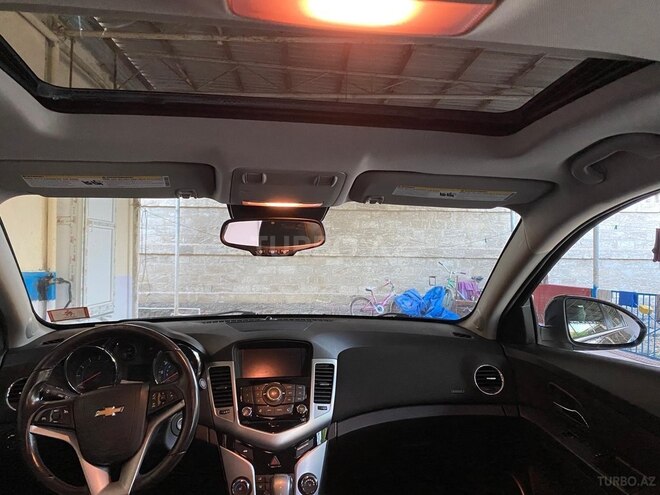 Chevrolet Cruze 2015, 240,000 km - 1.4 l - Şirvan