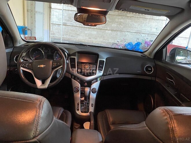 Chevrolet Cruze 2015, 240,000 km - 1.4 l - Şirvan