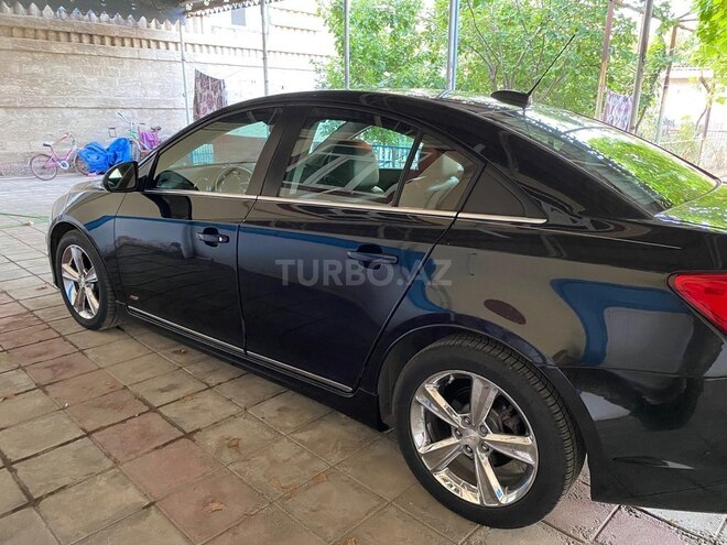 Chevrolet Cruze 2015, 240,000 km - 1.4 l - Şirvan