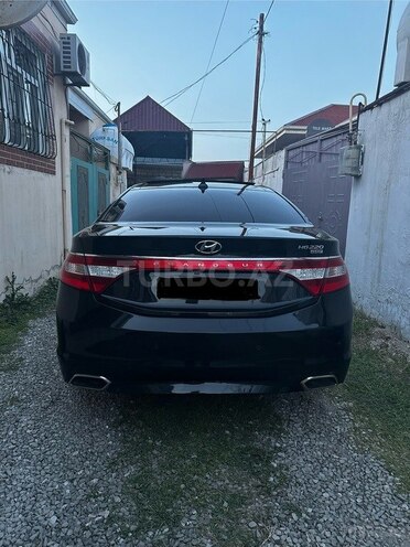 Hyundai Grandeur 2015, 178,900 km - 2.2 l - Bakı