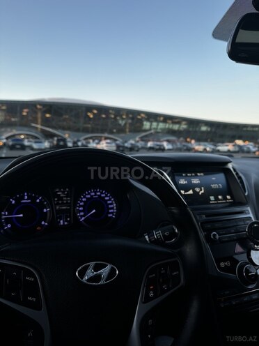Hyundai Grandeur 2015, 178,900 km - 2.2 l - Bakı