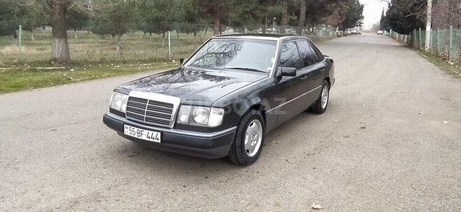 Mercedes E 260 1989, 562,022 km - 2.6 l - Gəncə